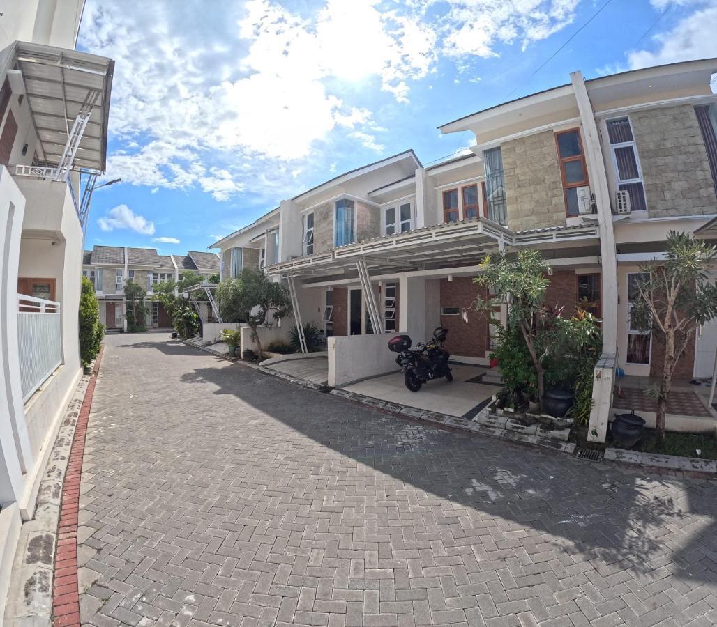 Ndalem Ngadimulyo Homestay Jogja Family Only Ngabean Exterior foto