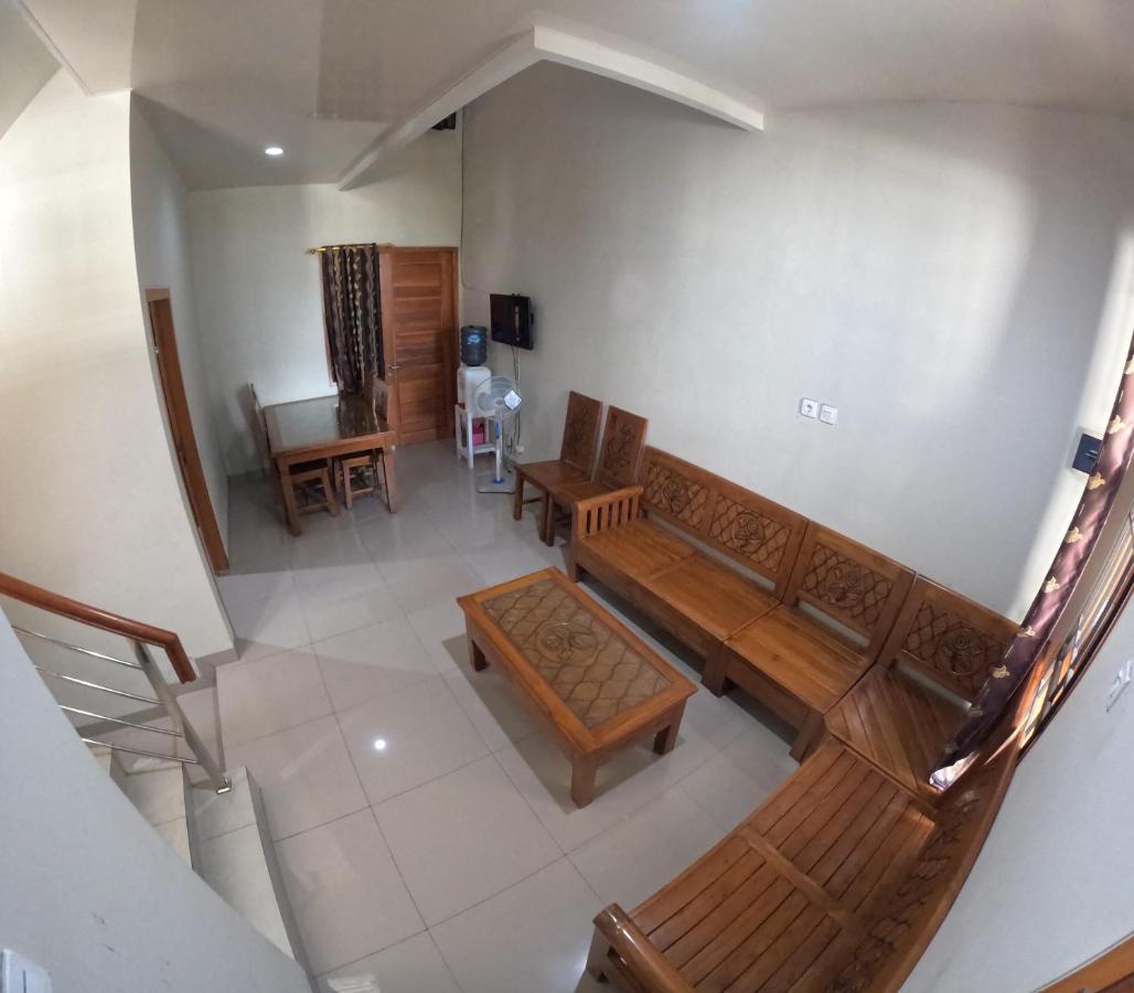 Ndalem Ngadimulyo Homestay Jogja Family Only Ngabean Exterior foto
