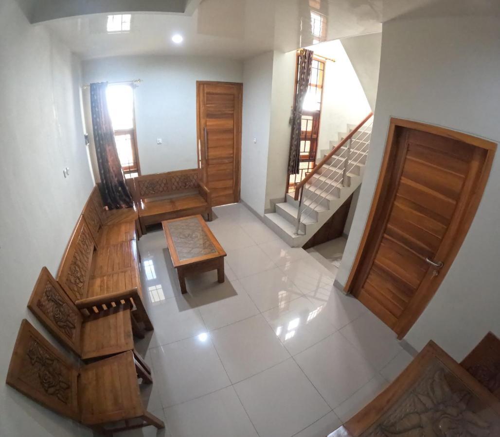 Ndalem Ngadimulyo Homestay Jogja Family Only Ngabean Exterior foto